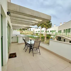 ocean-apartamento-1-lnea-del-mar-piscina-parking-wifi.es-andalucia.com/